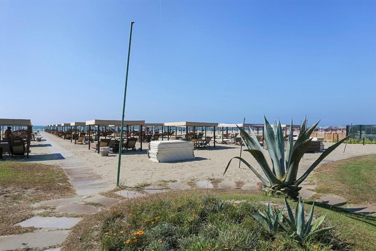 Soleado Beach House Pietrasanta Exterior photo